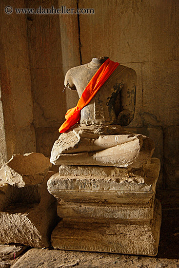 sitting-buddha-w-scarf-1.jpg