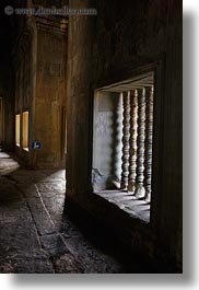 images/Asia/Cambodia/AngkorWat/DoorsWindows/window-baluster-4.jpg