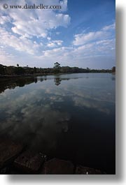 images/Asia/Cambodia/AngkorWat/Moat/clouds-reflecting-in-moat.jpg