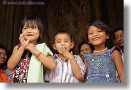 images/Asia/Cambodia/AngkorWat/People/Kids/happy-children-03.jpg
