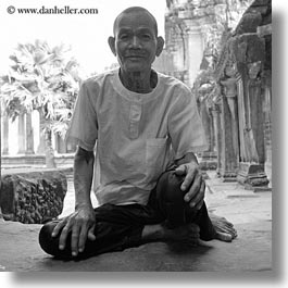 images/Asia/Cambodia/AngkorWat/People/Men/old-man-1-bw.jpg