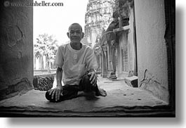 images/Asia/Cambodia/AngkorWat/People/Men/old-man-n-window-2-bw.jpg