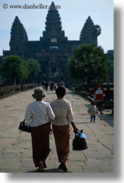images/Asia/Cambodia/AngkorWat/People/Women/two-women-walking.jpg