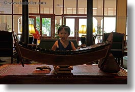 images/Asia/Cambodia/People/Babies/child-playing-xylophone-1.jpg