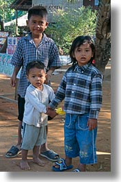 images/Asia/Cambodia/People/Boys/three-kids.jpg