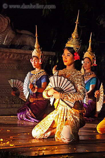 cambodian-dancers-064.jpg