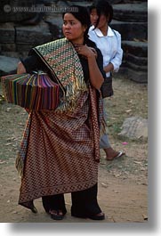 images/Asia/Cambodia/People/Women/woman-selling-scarves.jpg