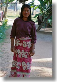 images/Asia/Cambodia/People/Women/woman-smiling-02.jpg