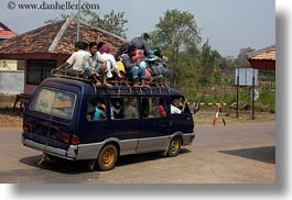 images/Asia/Cambodia/Transportation/over-crowded-vehicle-01.jpg