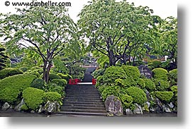 images/Asia/Japan/Hakone/FujiyaHotel/Garden/fujiya-entrance.jpg