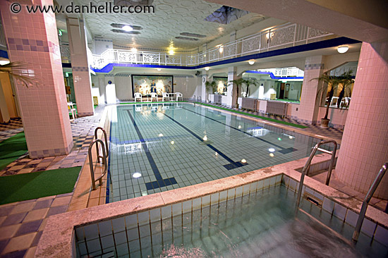 fujiya-pool-spa.jpg