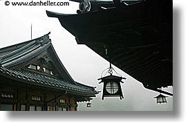 images/Asia/Japan/Hakone/Landscape/fujiya-lanterns-3.jpg