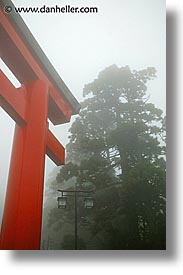 images/Asia/Japan/Hakone/Landscape/misty-torii-gate-3.jpg