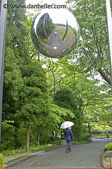 reflective-ball-2.jpg