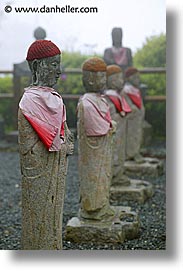 images/Asia/Japan/Hakone/draped-statues-1.jpg