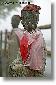 images/Asia/Japan/Hakone/draped-statues-3.jpg