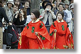 images/Asia/Japan/Kyoto/AoiMatsuriFestival/court-maiden-01.jpg