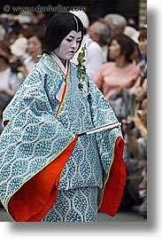 images/Asia/Japan/Kyoto/AoiMatsuriFestival/court-maiden-03.jpg