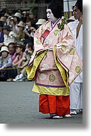 images/Asia/Japan/Kyoto/AoiMatsuriFestival/court-maiden-05.jpg
