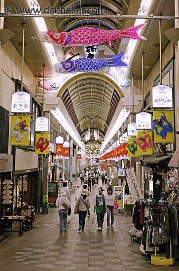 pedestrial-shopping.jpg