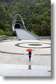 images/Asia/Japan/Kyoto/MihoMuseum/tunnel-n-orange-umbrella-6.jpg