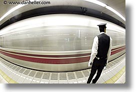 images/Asia/Japan/Misc/Subway/fast-subway-car-04.jpg