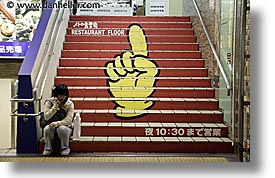 images/Asia/Japan/Misc/Subway/finger-stairs.jpg