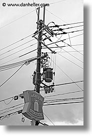 images/Asia/Japan/Misc/lawson-wire-pole.jpg