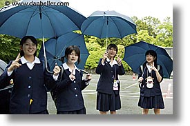 images/Asia/Japan/People/Girls/high-school-girls-1.jpg
