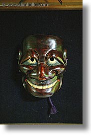 images/Asia/Japan/People/NohMasks/mounted-masks-3.jpg