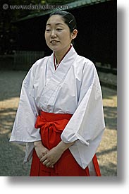 images/Asia/Japan/People/Women/japanese-docent-2.jpg
