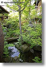 images/Asia/Japan/Takayama/Nagase/nagase-ryokan-gardens-2.jpg