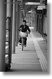 images/Asia/Japan/Takayama/People/guy-on-bike-1.jpg