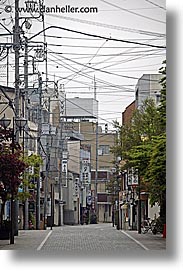 images/Asia/Japan/Takayama/Town/street-wires-1.jpg