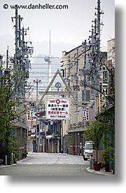images/Asia/Japan/Takayama/Town/street-wires-2.jpg