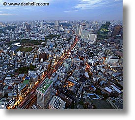 images/Asia/Japan/Tokyo/Cityscapes/Nite/tokyo-nite-aerial-03.jpg