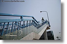 images/Asia/Japan/Tokyo/Cityscapes/stair-walker-1.jpg