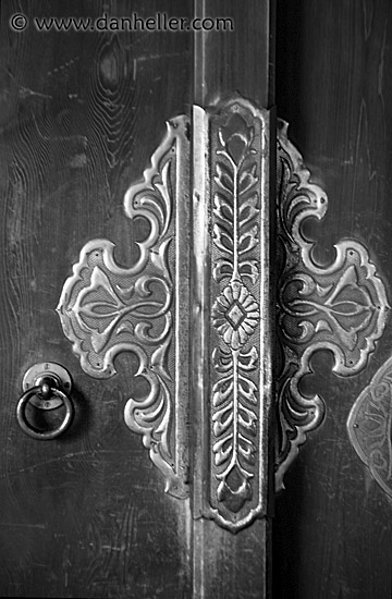 fancy-door-knob-1-bw.jpg