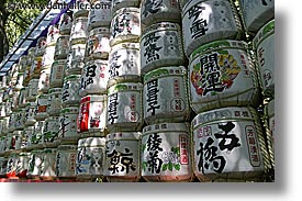images/Asia/Japan/Tokyo/MeijiShrine/sake-kegs-1.jpg