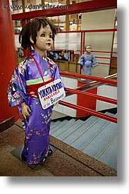 images/Asia/Japan/Tokyo/Misc/kimono-doll-1.jpg
