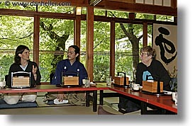 images/Asia/Japan/TourGroup/Group/lunch-w-flutist.jpg