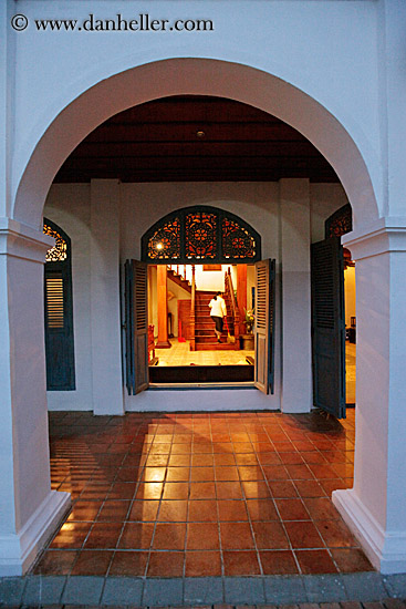 open-window-thru-archway-2.jpg