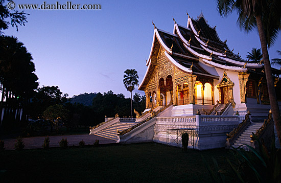 haw_kham-temple-at-dusk-2.jpg