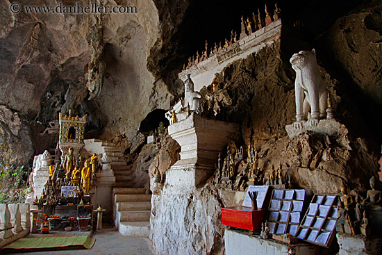 temple-altar-01.jpg