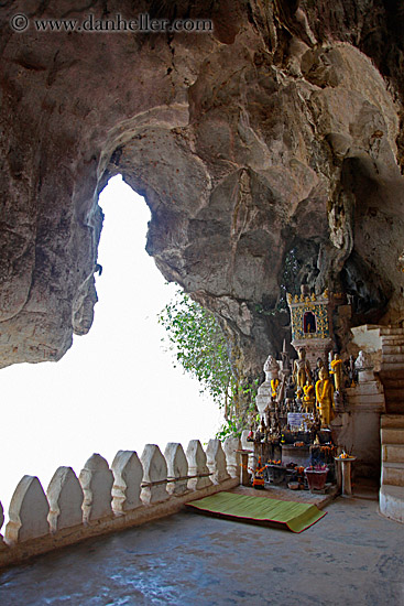 temple-altar-04.jpg