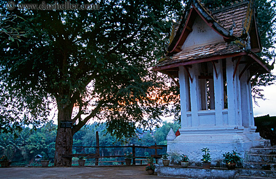 old-temple-structure.jpg