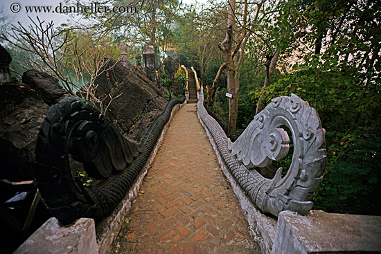 brick-path-w-snake-hand-rails.jpg