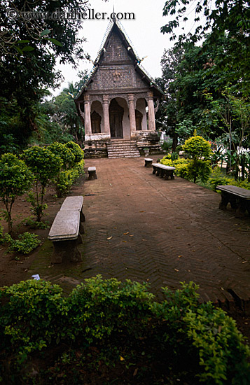 buddhist-temple-1.jpg