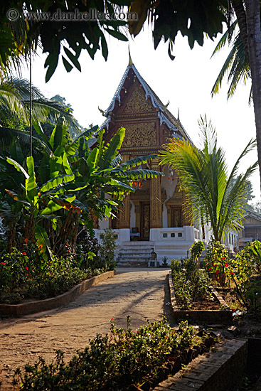 buddhist-temple-3.jpg