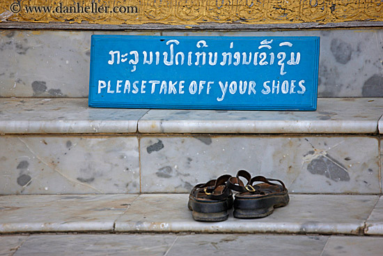 shoe-sign.jpg